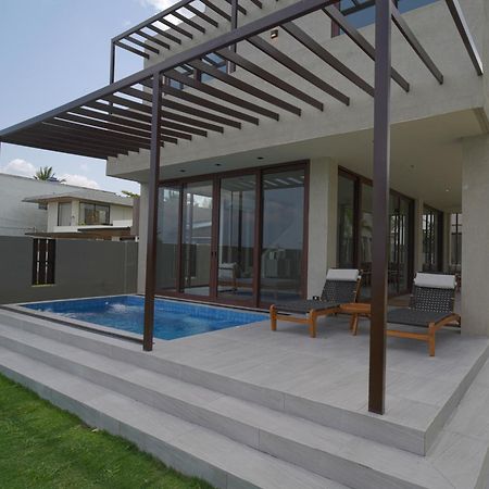 Araya Beach Casas Batangas Exterior photo