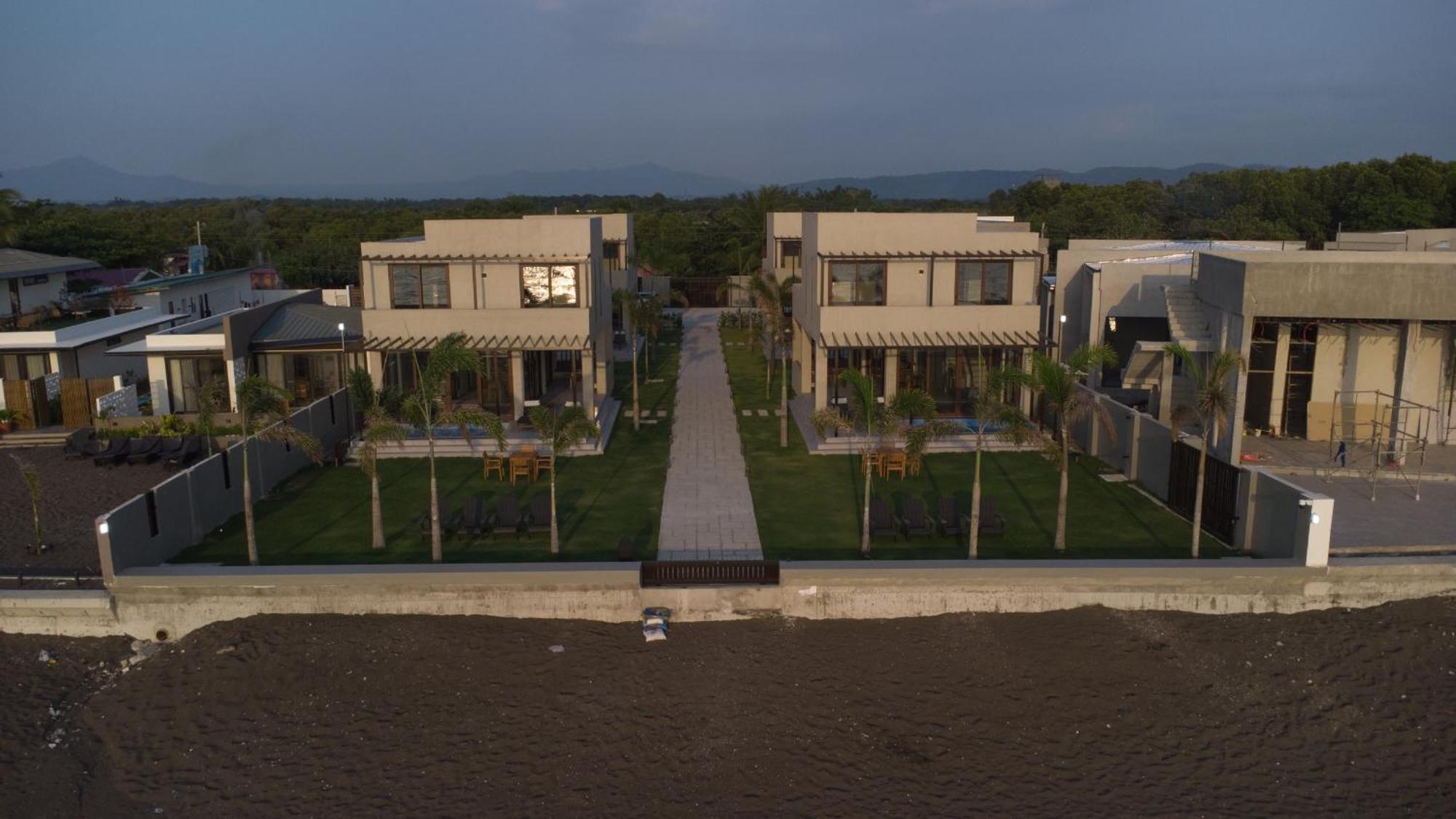 Araya Beach Casas Batangas Exterior photo